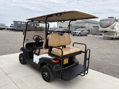 2023 AGT ZEPHYR 2+2