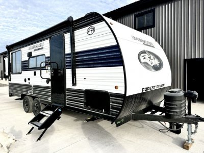 2025 GREY WOLF 19SM