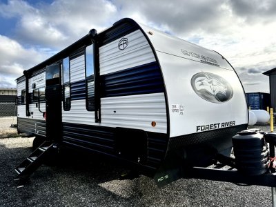 2025 GREY WOLF 22RR