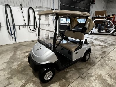 2019 EZ-GO GOLF CART
