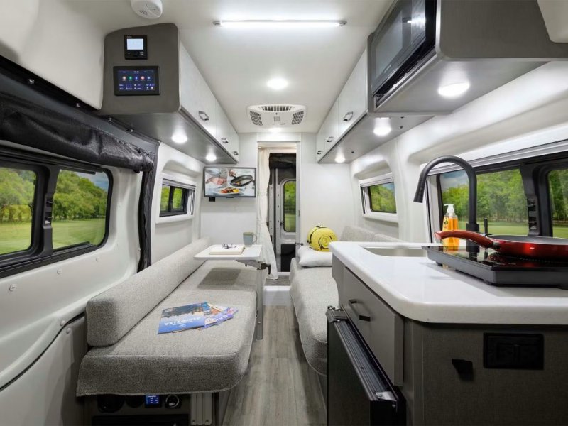 2026 THOR MOTOR COACH Palladium 1930 AWD