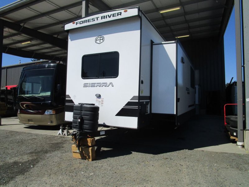 2025 FOREST RIVER Sierra 421FKL Front Kitchen