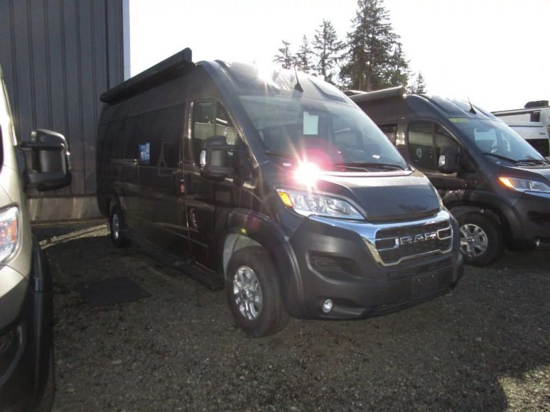 2024 THOR MOTOR COACH DAZZLE 20L Twin Beds