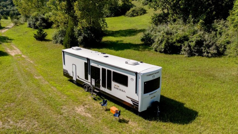 2026 FOREST RIVER Sierra 422FKL