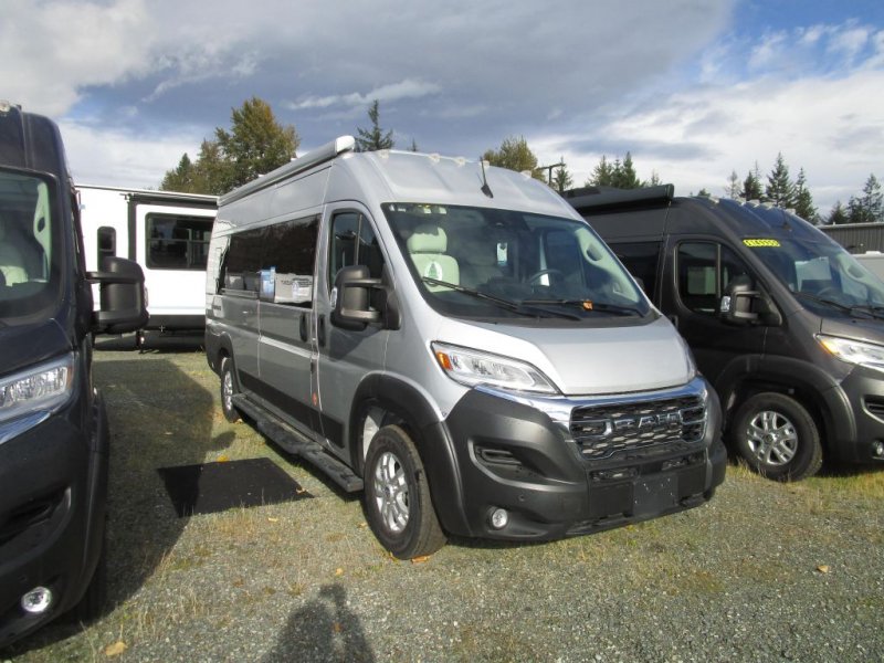 2025 THOR MOTOR COACH Sequence 20J *24