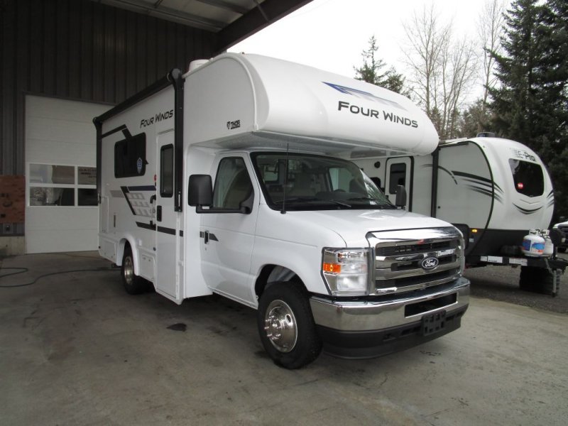 2026 THOR MOTOR COACH Four Winds Espec 19X Sleeps 4