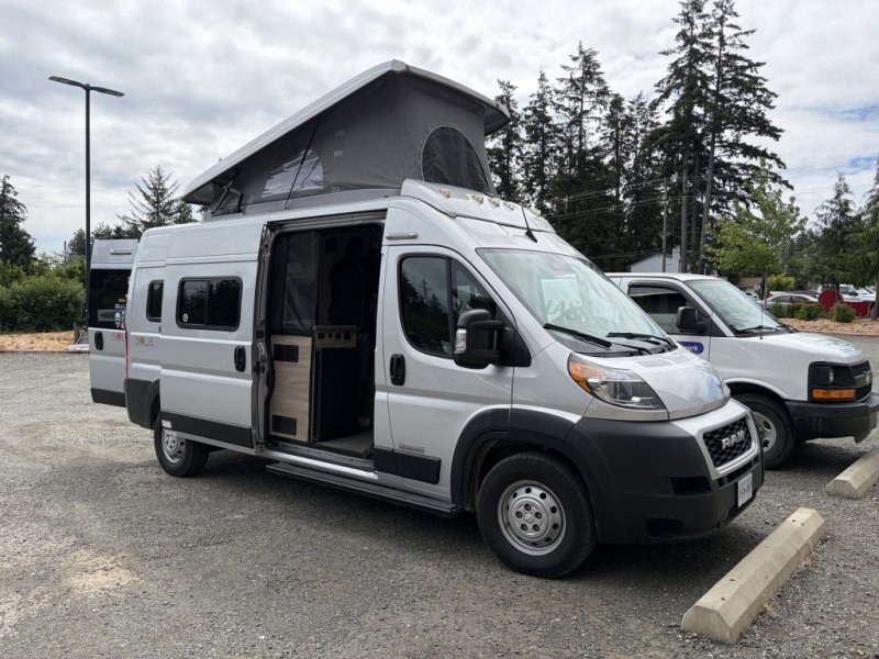 2023 WINNEBAGO Solis 59 Pop top