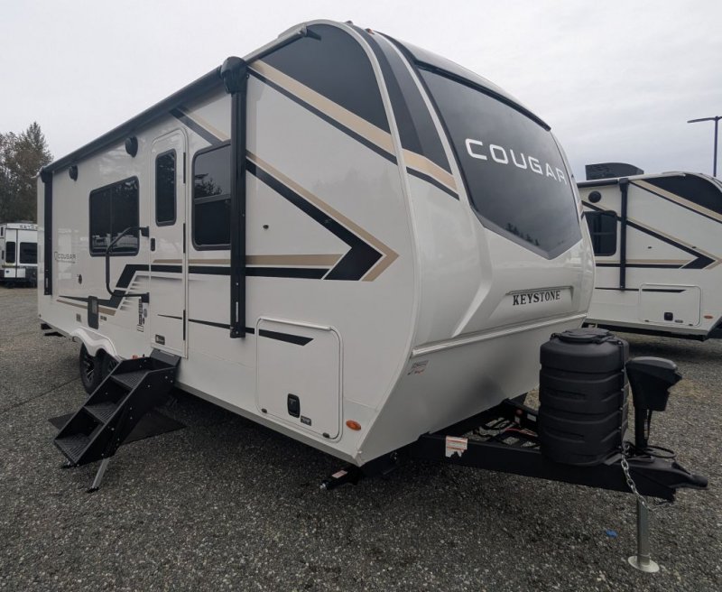 2027 KEYSTONE RV Cougar 22ML Western Elevation