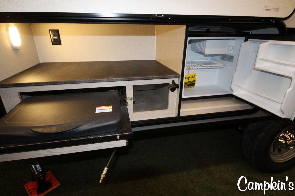 2023 COACHMEN APEX NANO 186BH