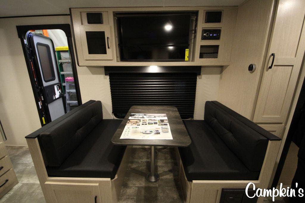 2022 COACHMEN APEX ULTRA LITE 256BHS