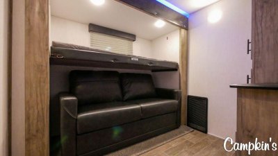 2022 FOREST RIVER CHEROKEE ARCTIC WOLF 3660 SUITE