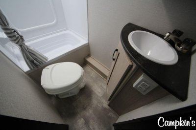 2022 COACHMEN APEX NANO 208BHS (SPECIAL)