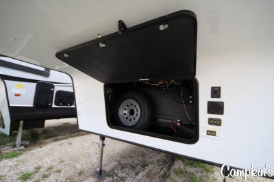 2022 FOREST RIVER CHEROKEE ARCTIC WOLF 287BH
