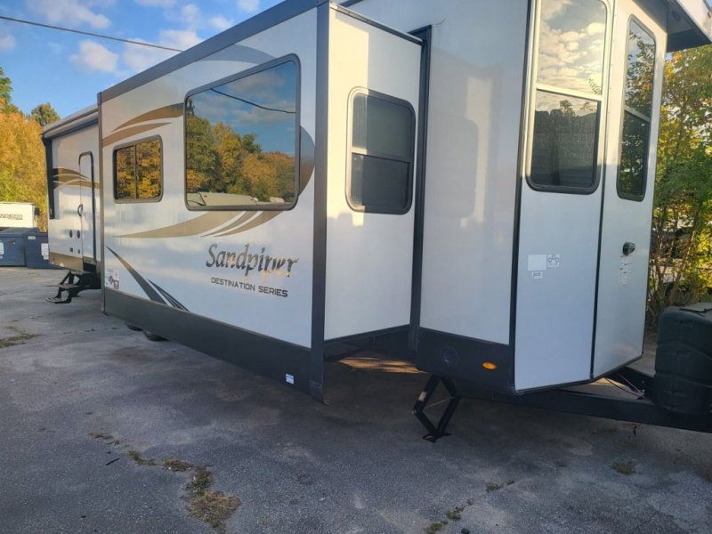 2023 SANDPIPER DESTINATION 402FK