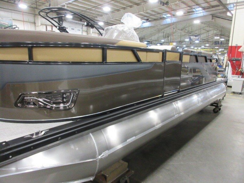 2026 VENTURE 21 85 CRUISE