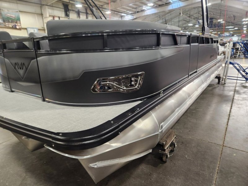 2026 VENTURE 2585 QL PLATINUM