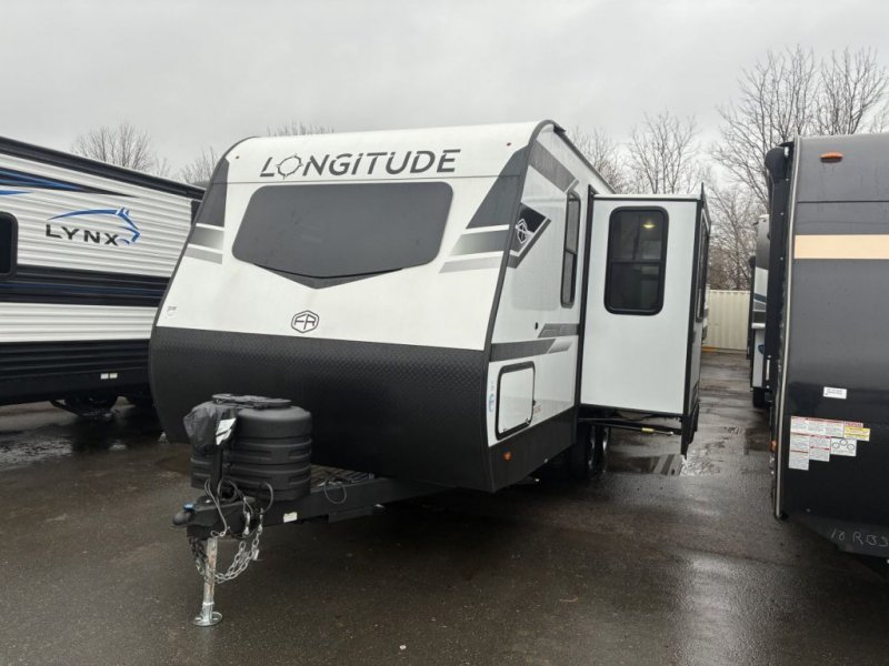 2026 LONGITUDE 185RB