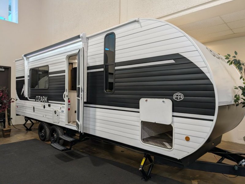 2026 OZARK 2300RBLE