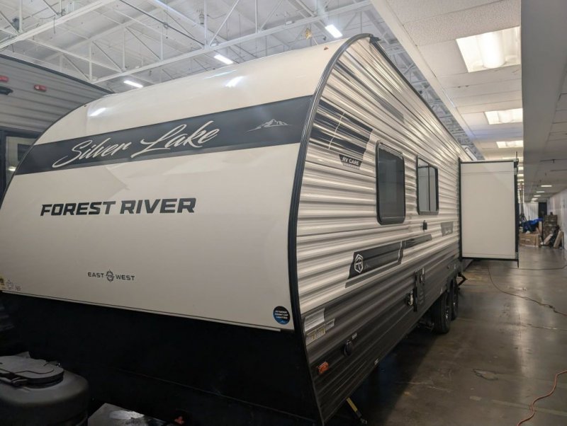 2026 SILVER LAKE 2650FL