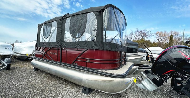 2025 8520 MIRAGE CRS