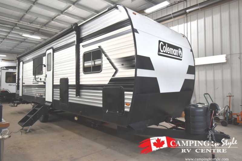 2027 COLEMAN LANTERN 28BHS