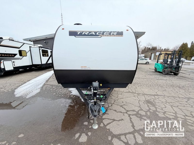 2025 TRACER 255DS