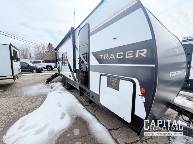 2026 TRACER 235RK
