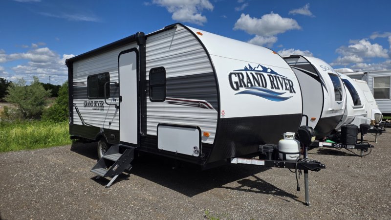 2022 FOREST RIVER Grand River 18FQ Floorplan