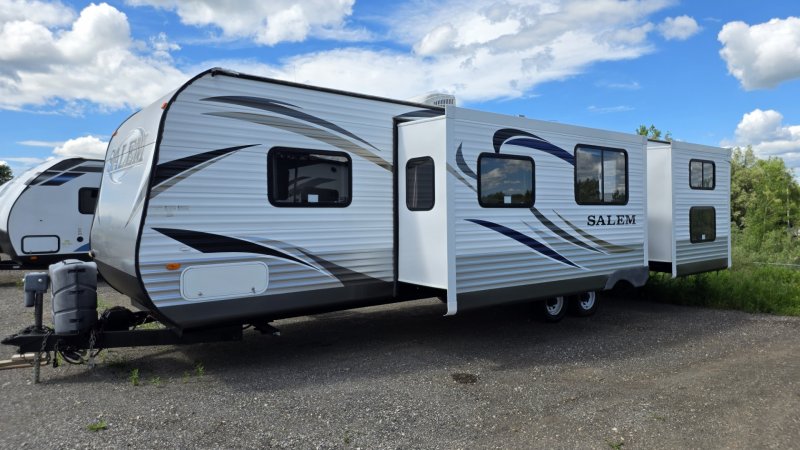 2014 FOREST RIVER Salem 31QTBS Floorplan