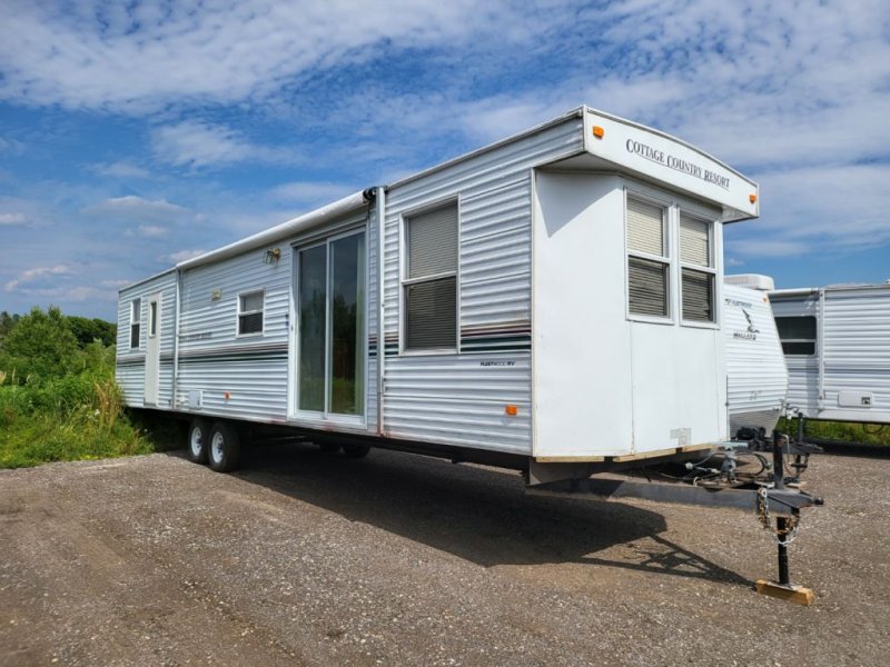 2004 FLEETWOOD FLEETWOOD COUNTRY COTTAGE