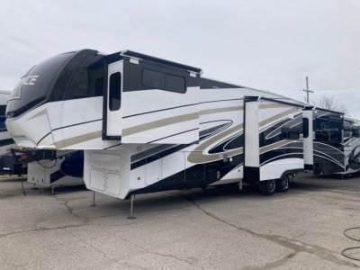 2025 PARADIGM 375RD