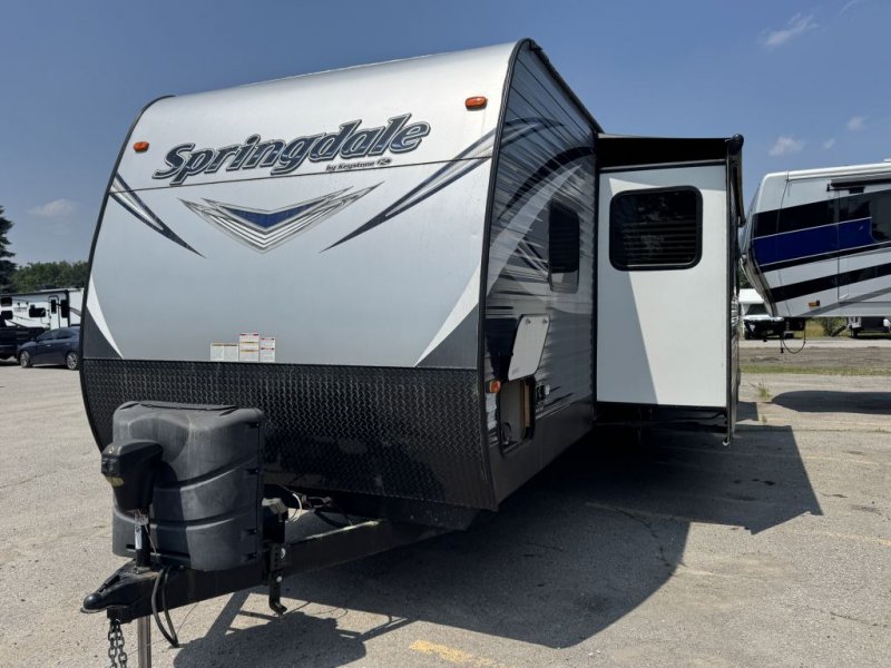 2017 KEYSTONE RV SPRINGDALE 303BH