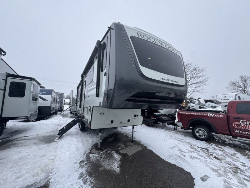 2026 ROCKWOOD SIGNATURE 290FK