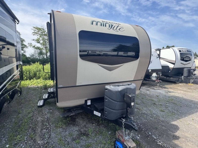 2019 ROCKWOOD MINI LITE 2507S
