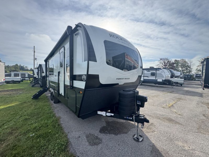 2027 ROCKWOOD MINI LITE 2515S