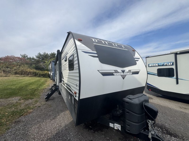 2021 PALOMINO PUMA 31FKRK
