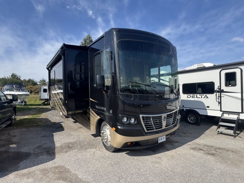 2016 HOLIDAY RAMBLER VACATIONER 36DB