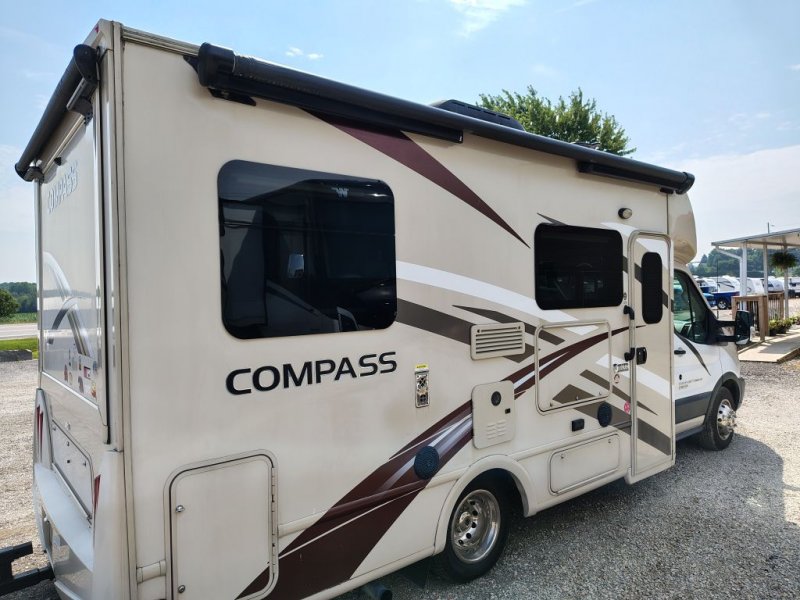 2017 THOR COMPASS 23TR