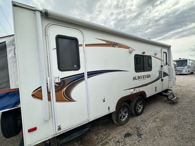 2011 SURVEYOR SPORT 234T