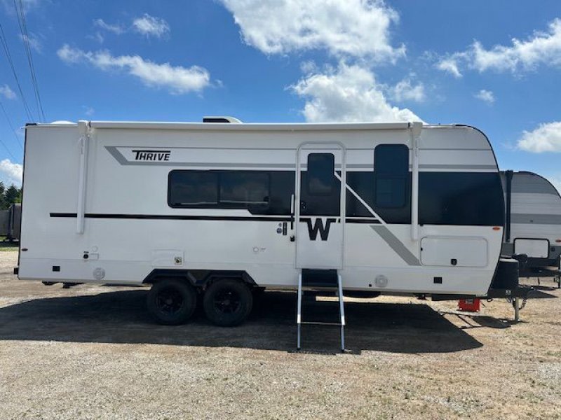 2026 WINNEBAGO Thrive 22MLS
