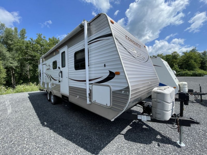 2013 CONQUEST 269BHL