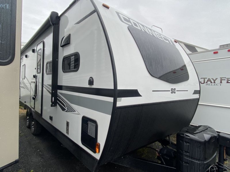 2022 CONNECT SE C221FKKSE
