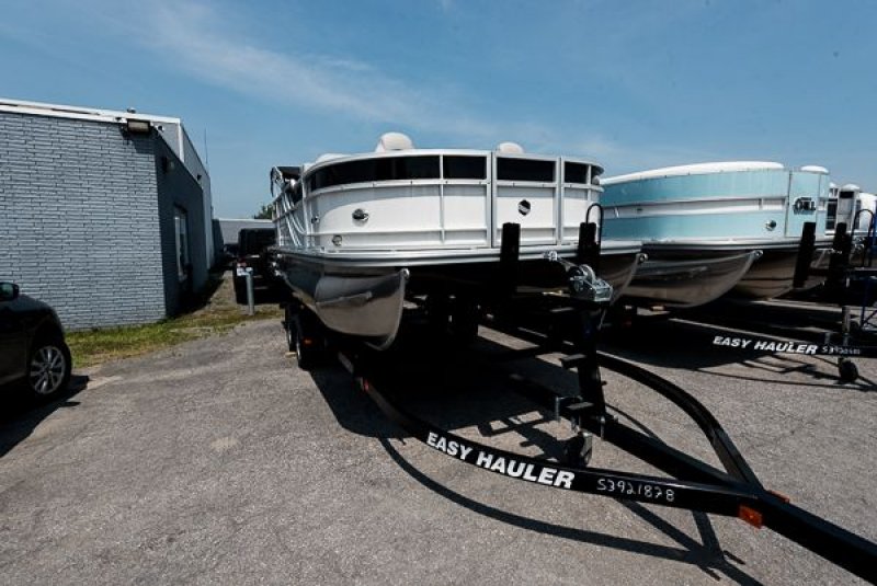 2024 SOUTHBAY 220FLE25