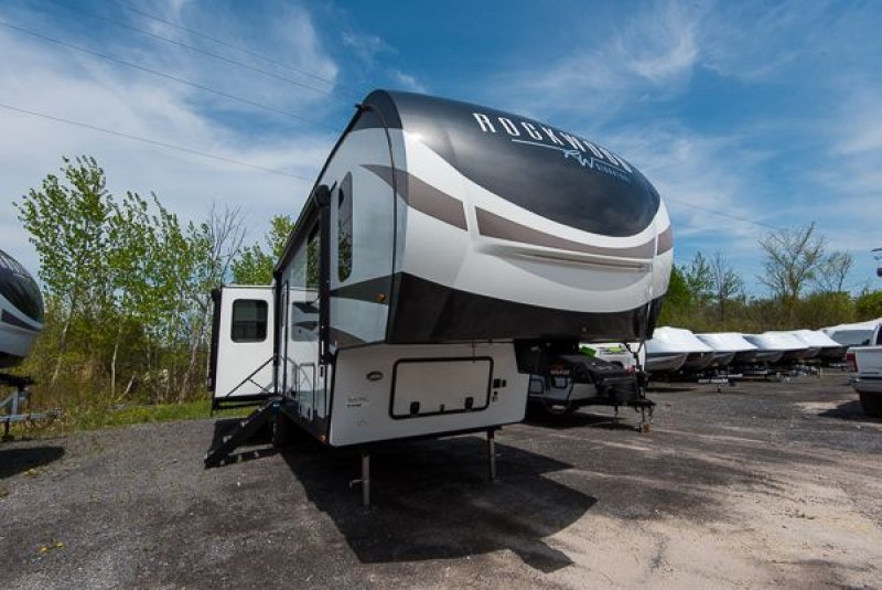 2024 ROCKWOOD SIGNATURE 371RK