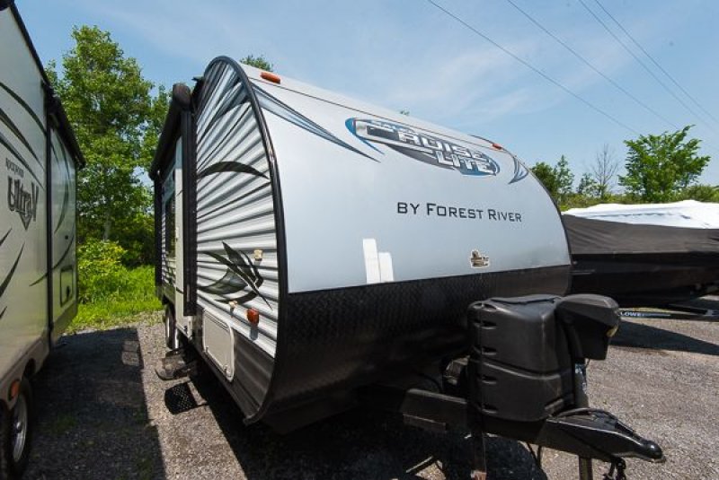 2016 SALEM CRUISE LITE 171RBXL