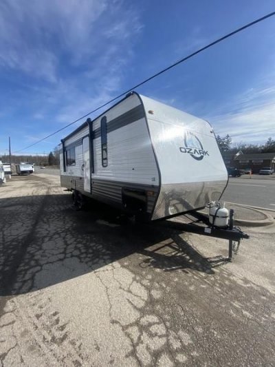 2024 OZARK 2300RBLE