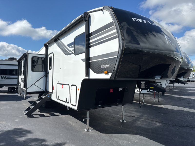 2026 GRAND DESIGN REFLECTION 303RLS