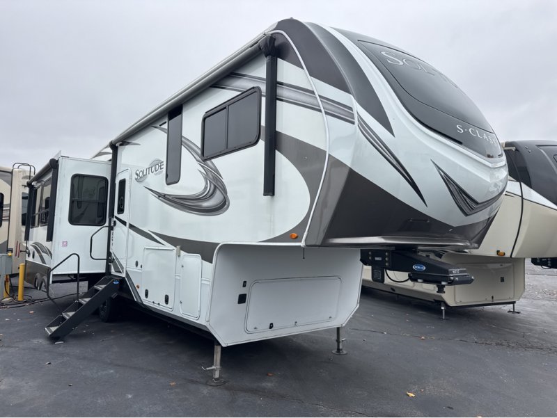 2021 GRAND DESIGN SOLITUDE S-CLASS 2930RL