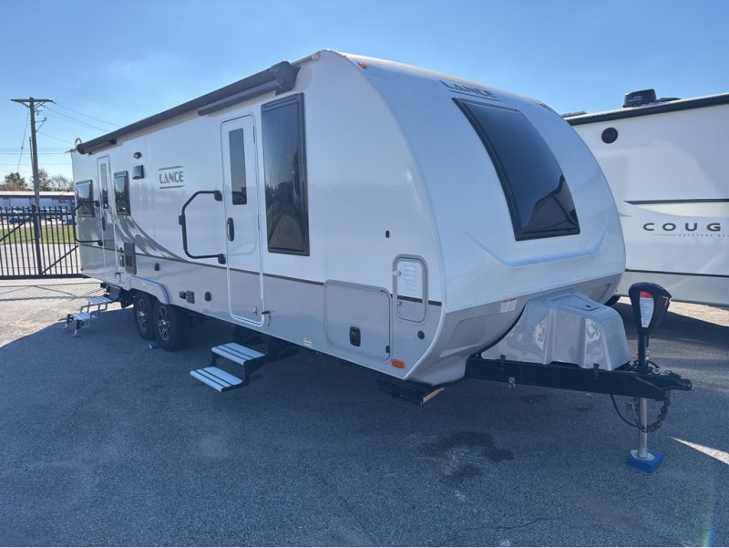2025 LANCE LANCE TRAVEL TRAILERS 2565