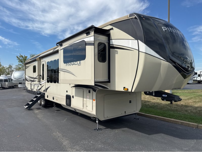2021 JAYCO PINNACLE 38 FLGS